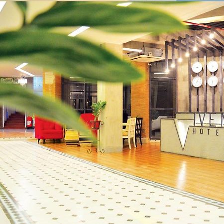 วิวอง โฮเต็ล Hotel ลาวัก ภายนอก รูปภาพ