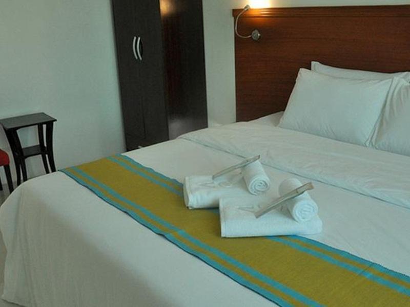 วิวอง โฮเต็ล Hotel ลาวัก ภายนอก รูปภาพ