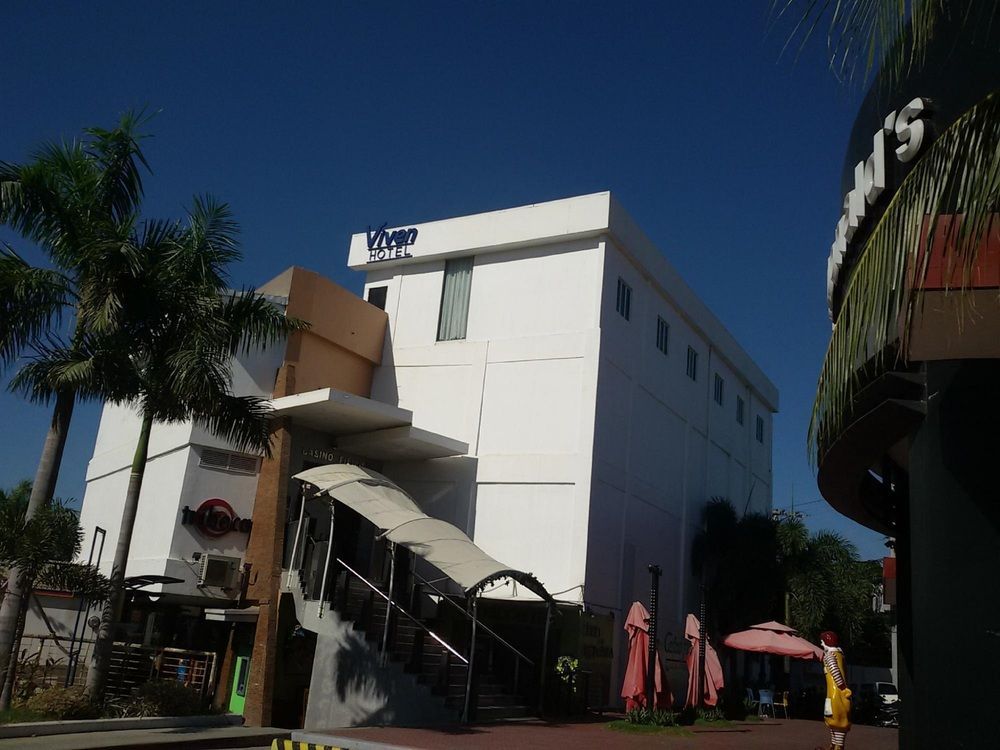 วิวอง โฮเต็ล Hotel ลาวัก ภายนอก รูปภาพ