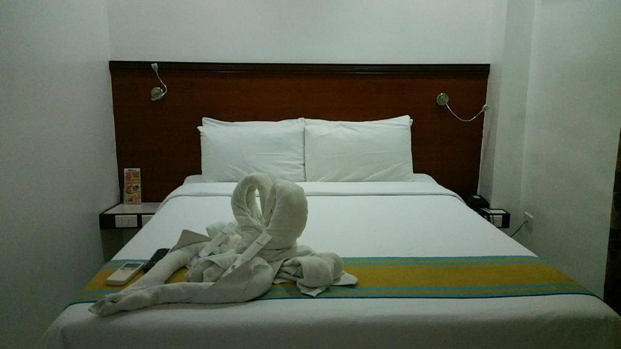 วิวอง โฮเต็ล Hotel ลาวัก ภายนอก รูปภาพ