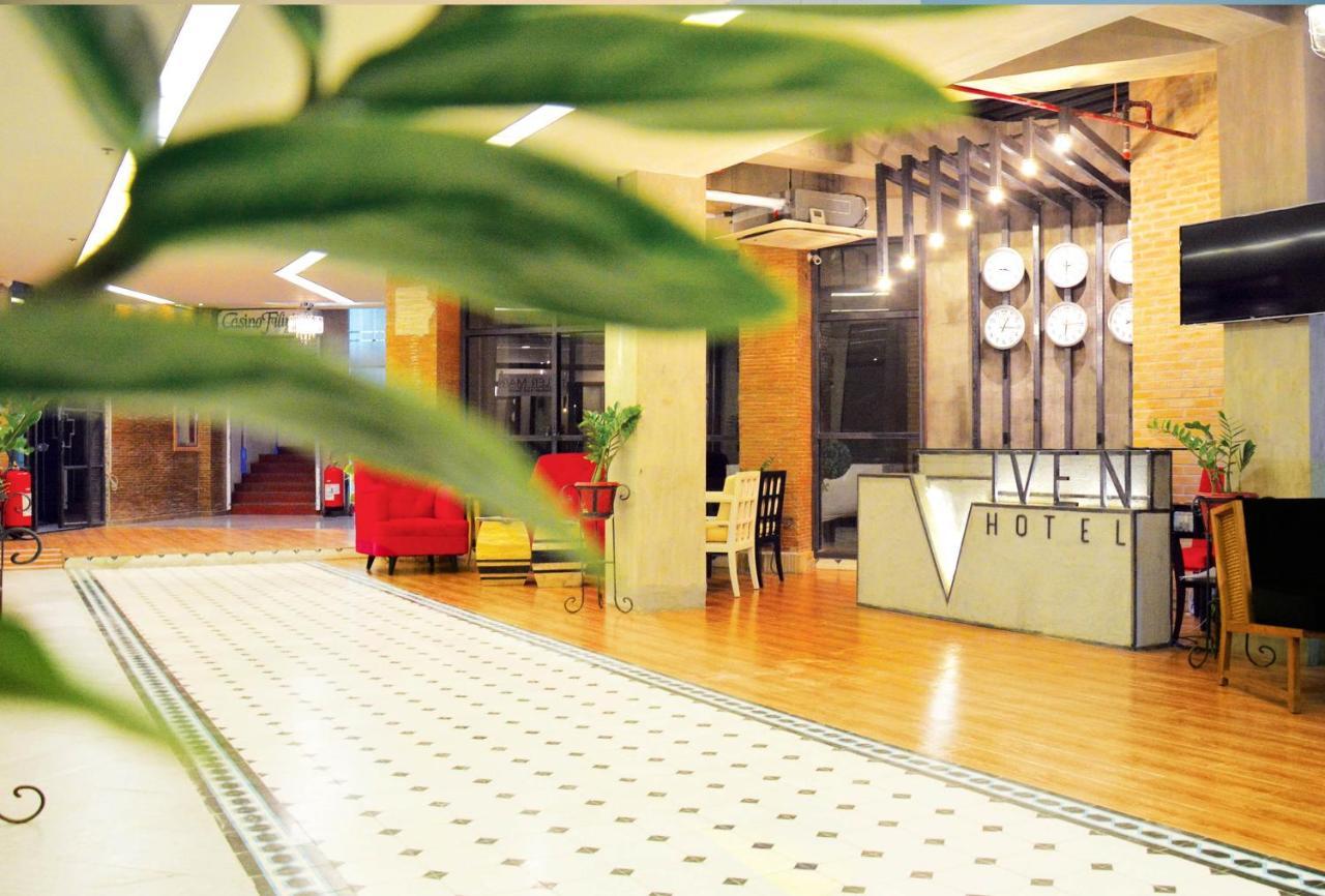 วิวอง โฮเต็ล Hotel ลาวัก ภายนอก รูปภาพ